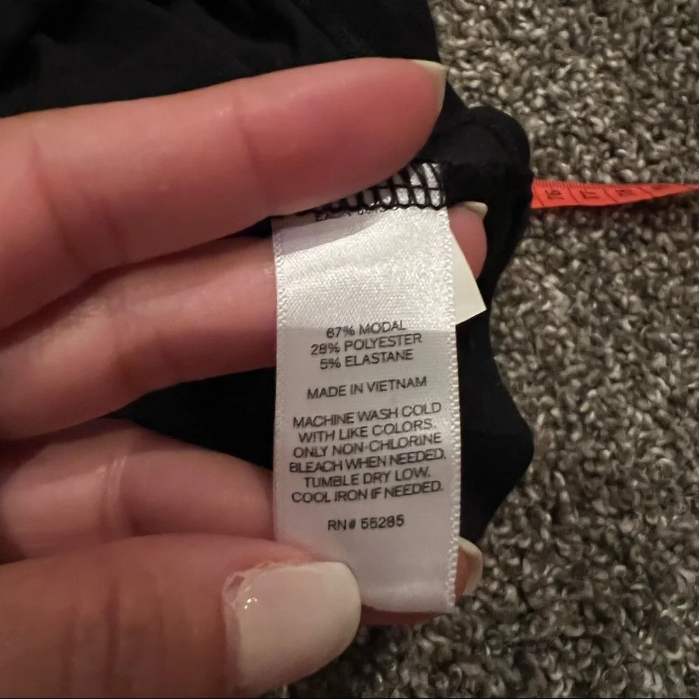 🚨Express Ruffle Tank🚨 - Picture 6 of 7